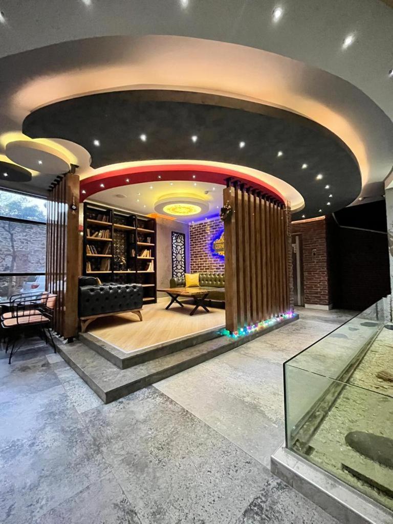The Sisli Luxury Corner Suit Istanbul Exterior photo
