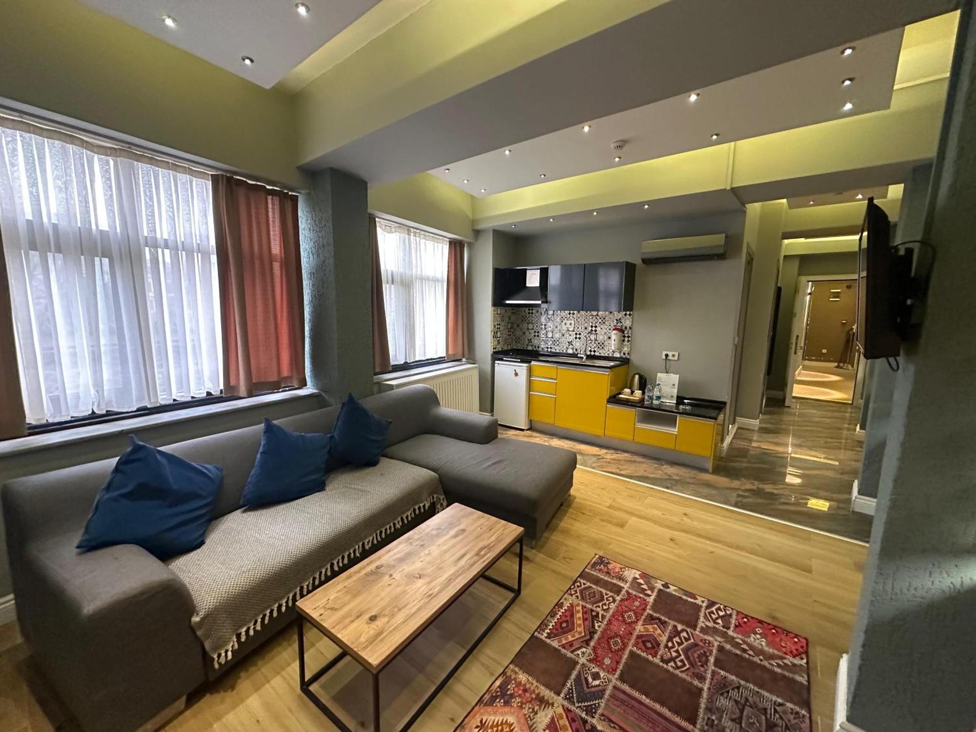 The Sisli Luxury Corner Suit Istanbul Exterior photo